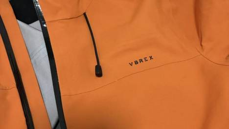 Vbrex冲锋衣好不好用？专业性能高性价比爆款来袭，新手必看测评！