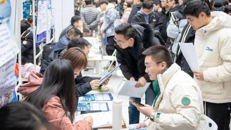 2026，1270万毕业生的天崩开局，这些离校后的毕业生还能去哪？