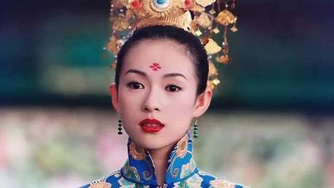 17岁时的章子怡撩人心弦吗？大学旧照曝光，这样的玉女，你娶到做梦都会笑醒