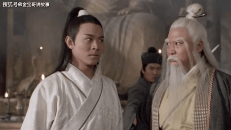 张无忌有个孙子，武功极高，却为了一个承诺，想方设法害死男主