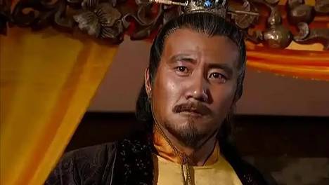 汤和不愿意帮朱元璋猎杀黑熊，亲信们不理解，汤：把熊字拆开看看