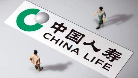 三十载烟火同行：一纸保单，半生温情