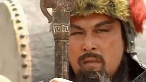 关羽到底该不该杀？孙权憋了十年的怒火，背后藏着周瑜的临终血誓
