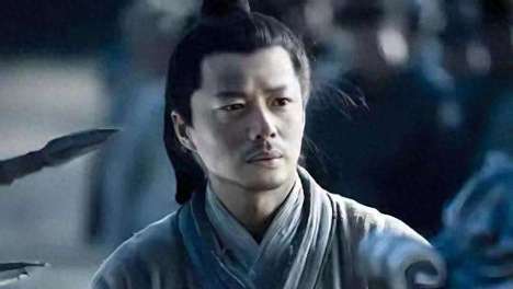 韩信到死才懂：要了他命的不是吕后，竟是整天点头哈腰的他