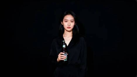 跌光3500亿，啤酒之王崩了