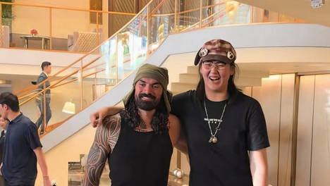 姚明与张子宇同框引发热议，身高差距仅半个头，压制众多NBA中锋