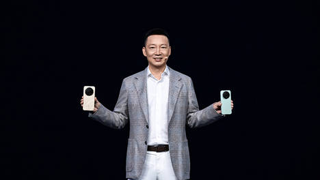 丈夫怀疑妻子出轨将其踹下楼致死