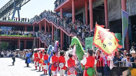 特种兵旅游不热了，年轻人迷上“口袋公园”