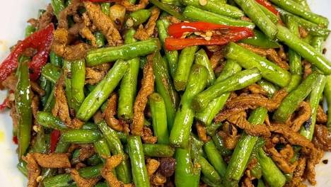炒豆角，熟透不发柴的窍门！冷门小步骤被忽略，好吃又安全