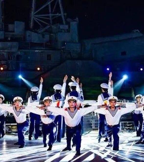 【银川文旅集团·秋染】丨追着太阳讲故事——银川文旅集团以时序为笔，绘就文旅融合新图景