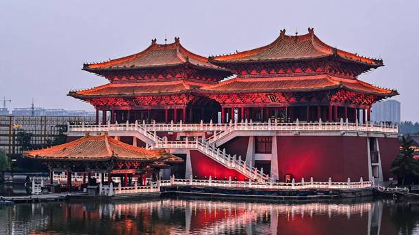 目的地爆火出圈，谁来把热度留下？
