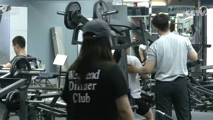 居家健身器材，6月搜索量增长，你会选择居家运动吗？
