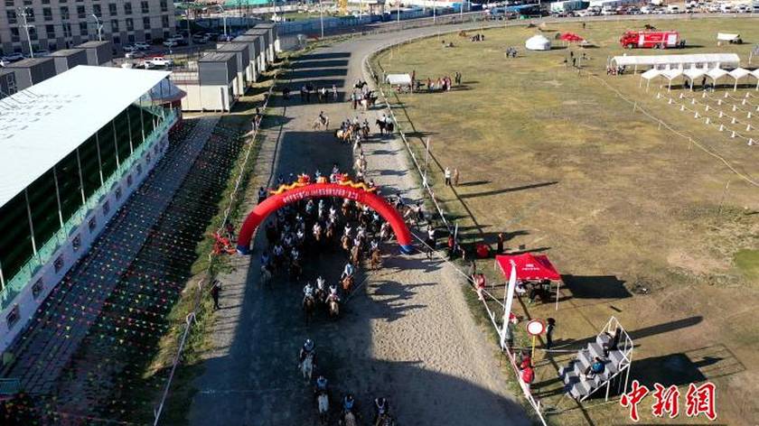 2026年中国马术协会耐力达标赛（巴音布鲁克第二站）开赛