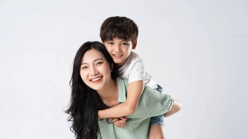 「儿大避母」几岁开始？女儿和爸爸呢？