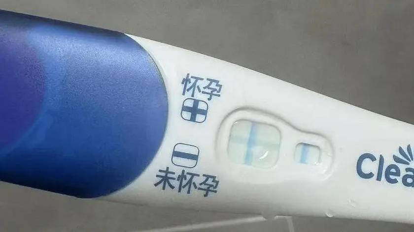 我怀孕了，但孕囊到底在哪？医生找了半天也没找到