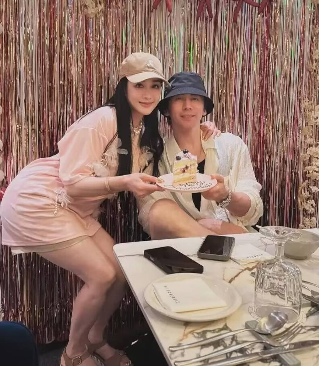 钟丽缇为张伦硕庆生大撒狗粮 亲吻合影恩爱十足