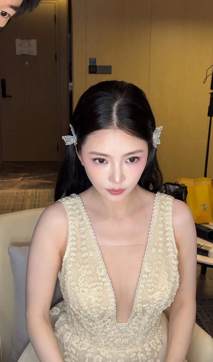 王灿晒近照庆祝自己增肥15斤 称自己肉嘟嘟很可爱