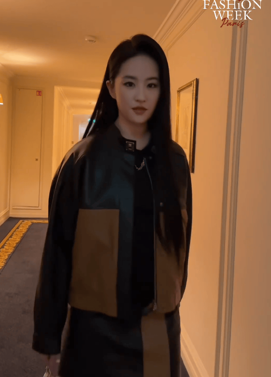 刘亦菲与周冬雨最新晚宴合照曝光！美女同框太养眼