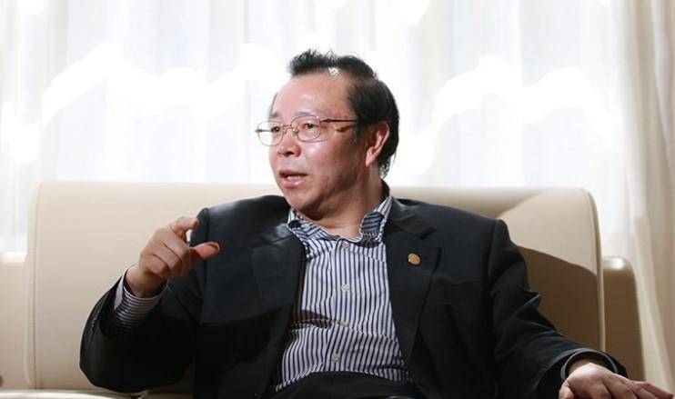 巨贪赖小民:家藏3吨现金情妇100多个,被捕后称:守着钱不敢花_华融