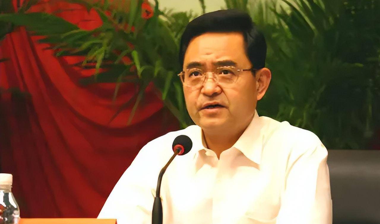 季允石:江苏省原省长,从政江苏20多年,深受百姓爱戴,今年77岁_工作