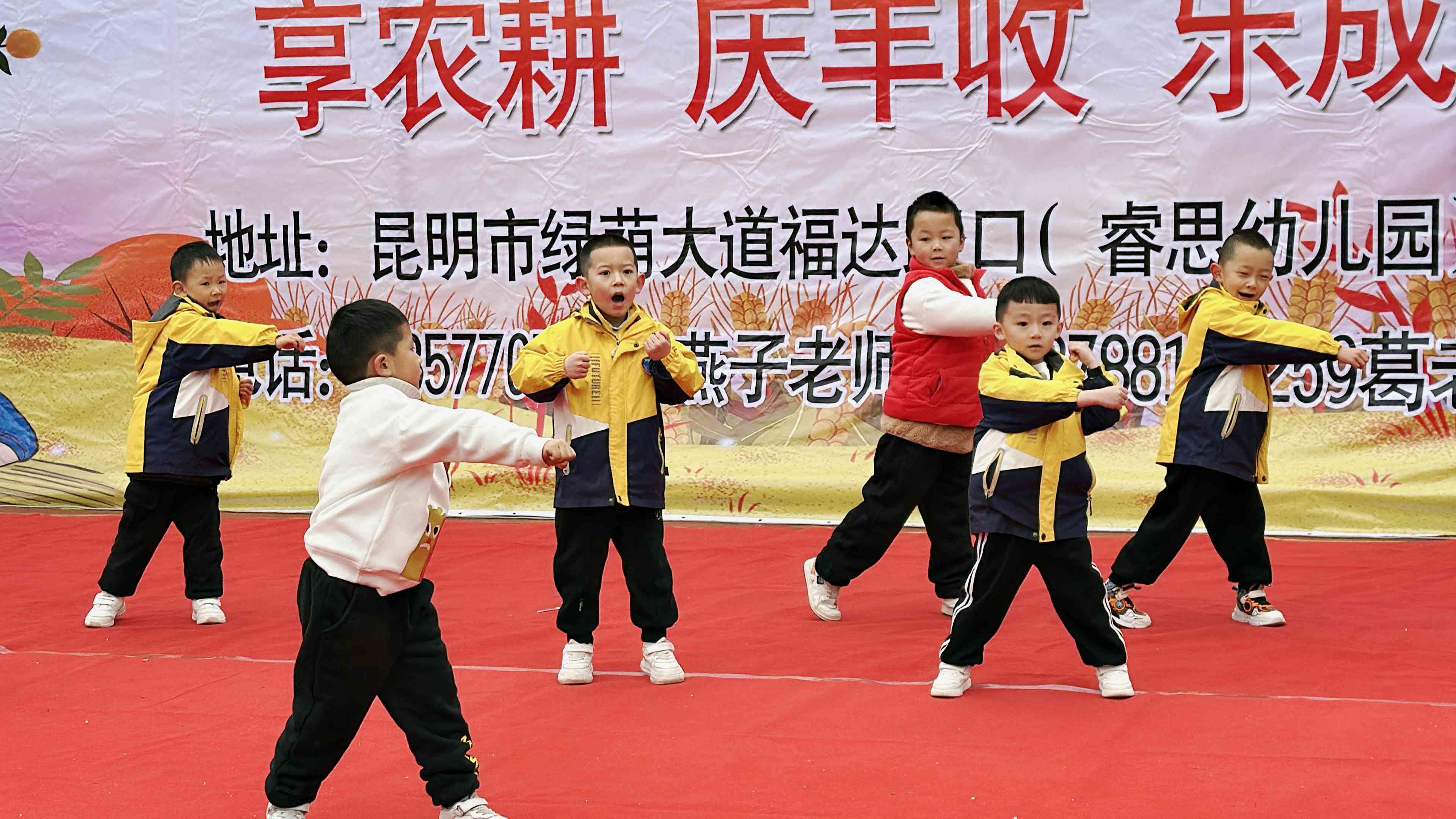 昆明盤龍區雙語託兒所 選擇去昆明睿思幼兒園_孩子