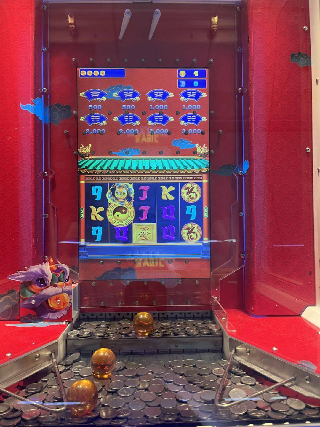 电玩城推币机游戏设备的组成部件,游戏机厂家_硬币_机器_玩家