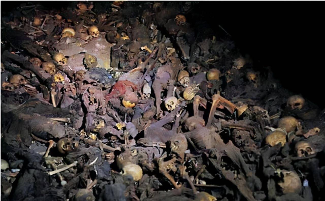 抚顺万人坑:日伪时期埋葬了许多的死难矿工,现已找出七十多处_日本_中