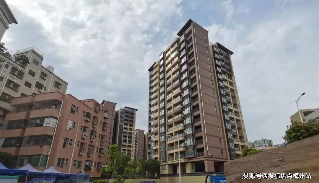 深圳兴围华府售楼处(欢迎您)兴围华府_24小时电话丨楼盘详情/房价
