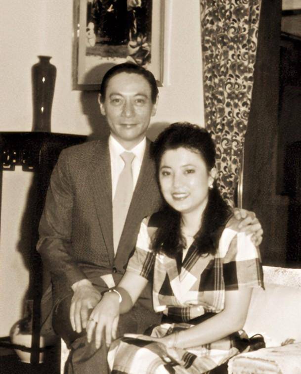 蒋孝勇晚年患癌,召开发布会提出将两蒋葬在大陆,对