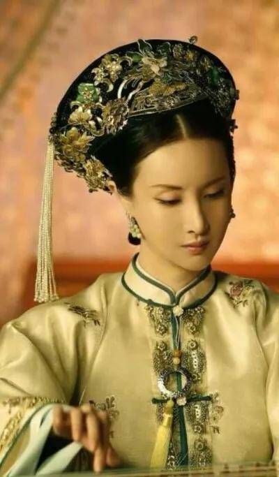 康熙惠妃和纳兰明珠图片