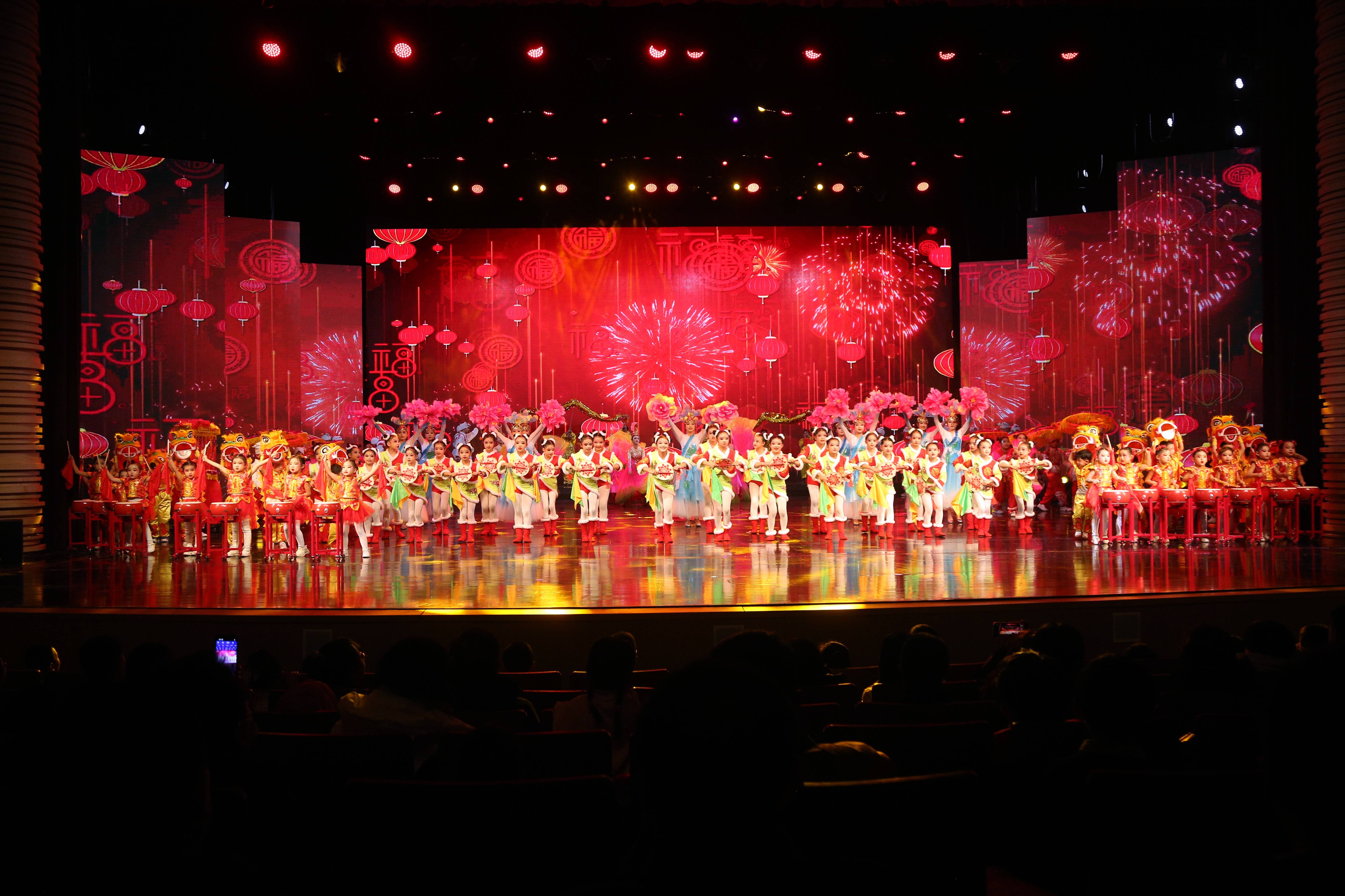 2024童趣迎新春快乐过大年--榆林高新区举办少儿春节联欢晚会_文化