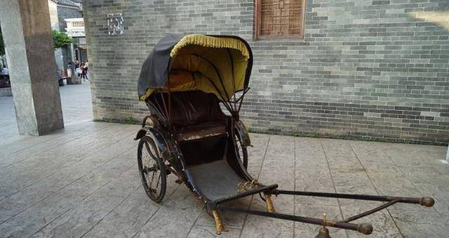 上海鉅富周扶九,帶一包花生米看出嫁女兒,坐車也不肯