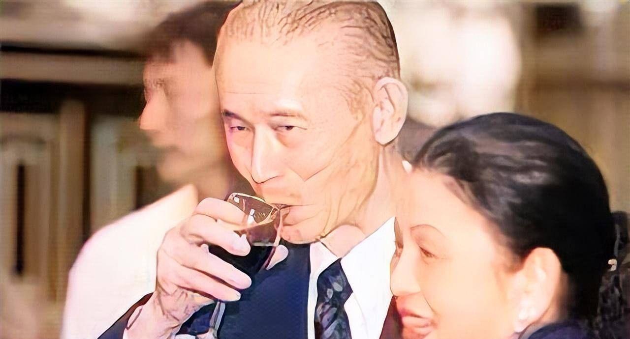 杨娇:19岁为报恩成二房,丈夫成千亿富豪,她却转身