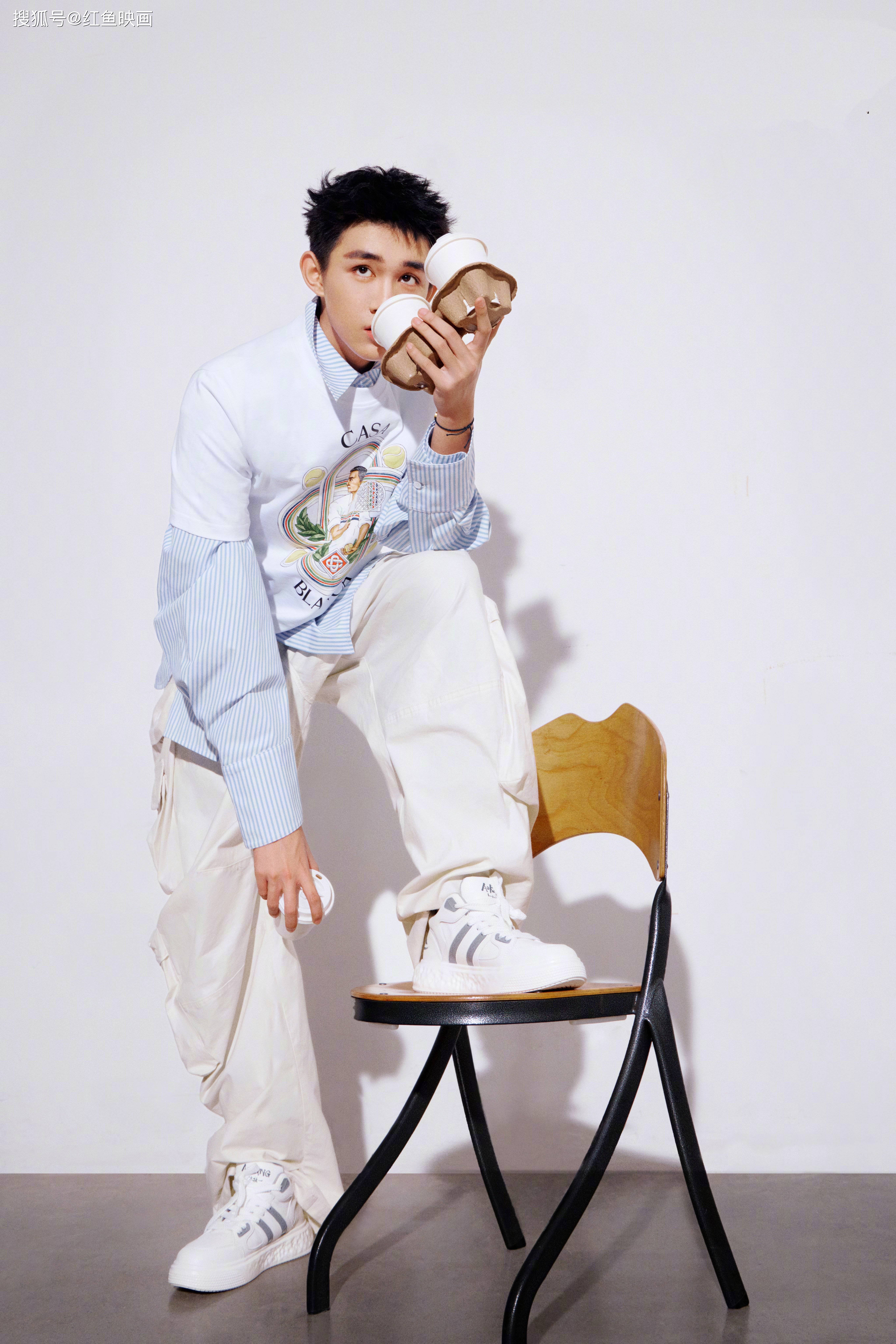 荣梓杉 银发生日写真