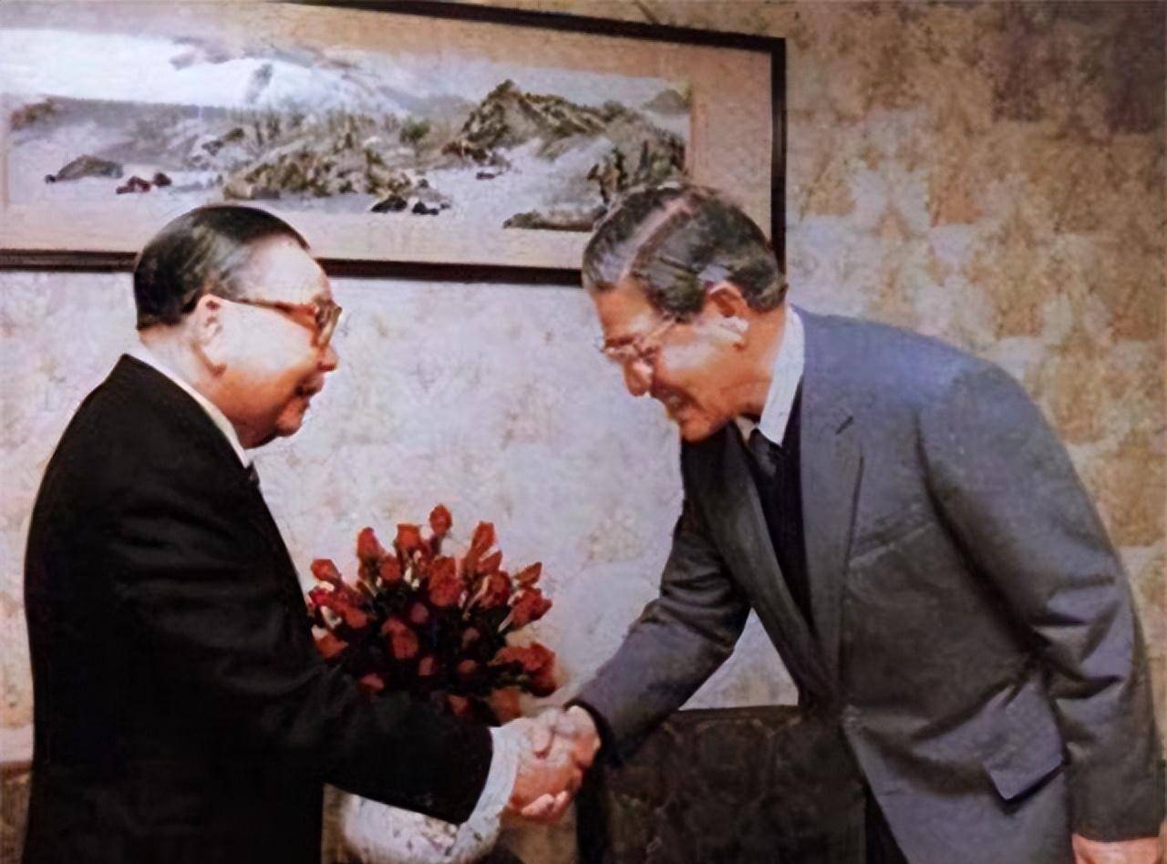 为了将"两蒋"移灵大陆,说的三句话感动国人_蒋孝勇_蒋经国_蒋介石