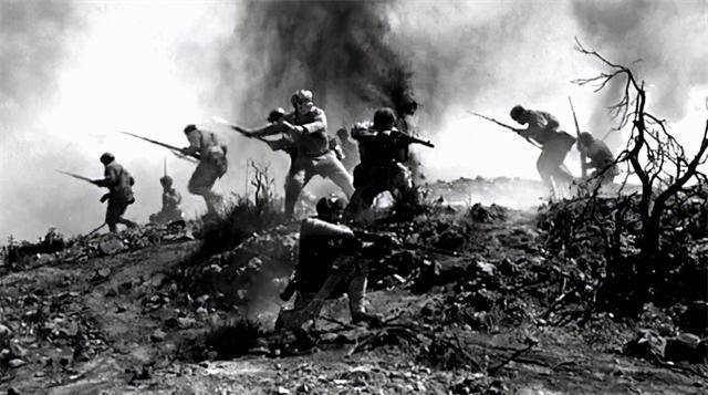 335团血战飞虎山5昼夜后撤退,麦克阿瑟大喜:中国军队不过如此_敌人