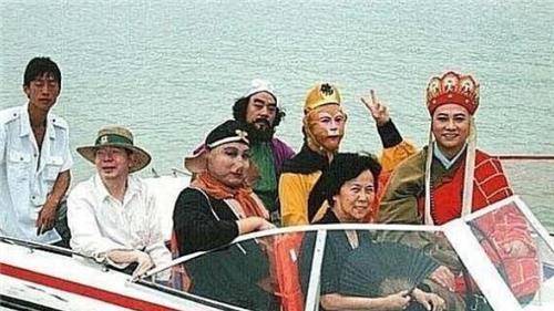 第3张已绝版了,第4张是一代