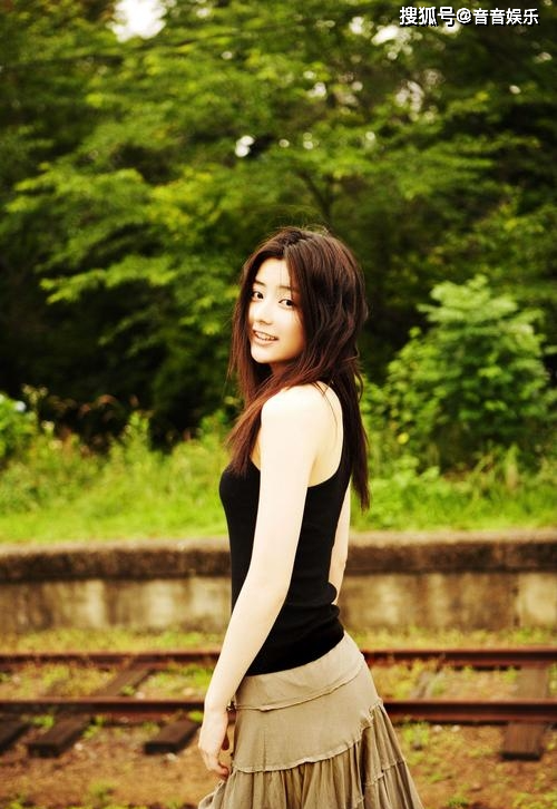 绝美岛国女神池田夏希的魅力写真_智慧_人心_花朵