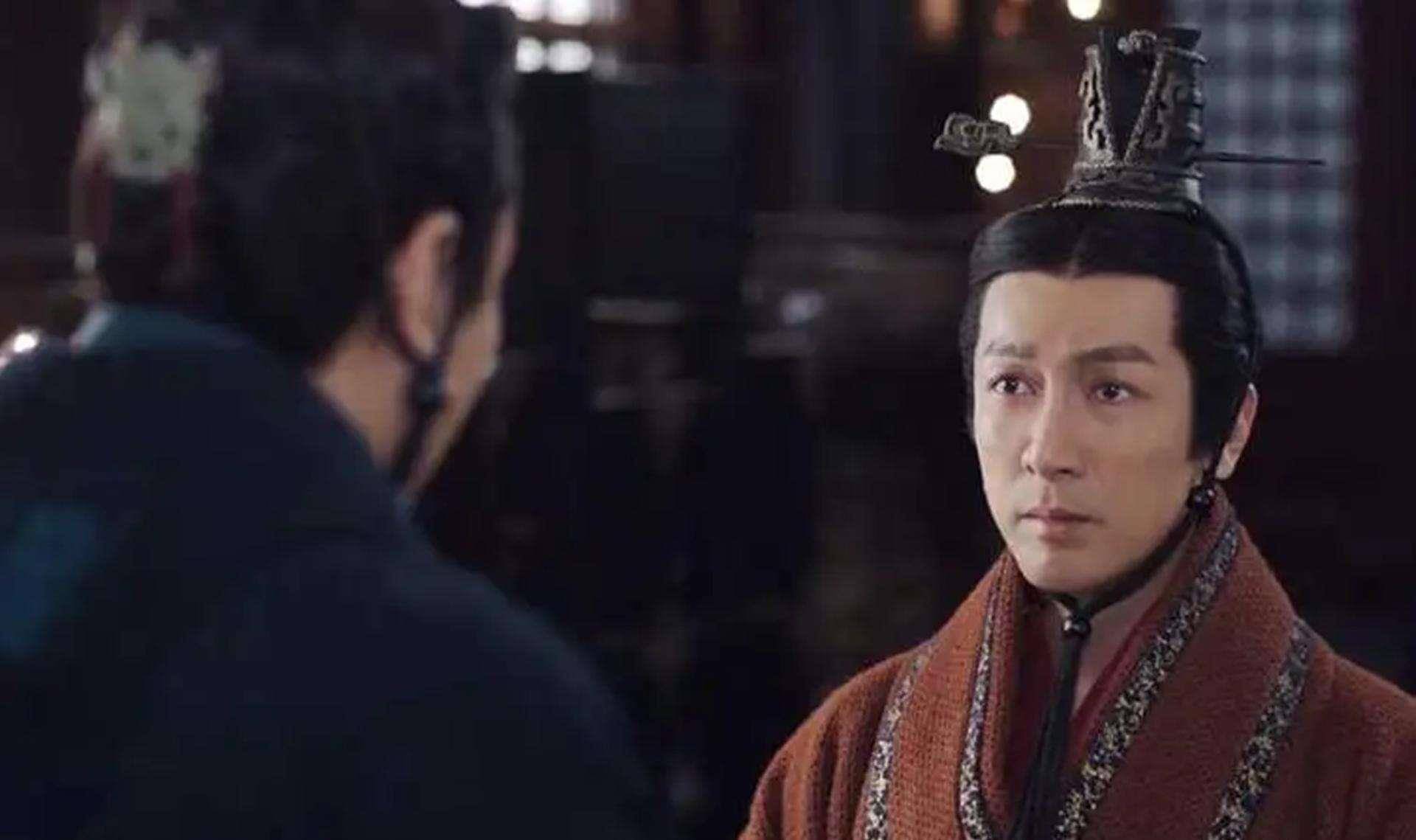 登上王位之后,子楚就迫不及待地派人去赵国接回了自己的夫人与儿子.