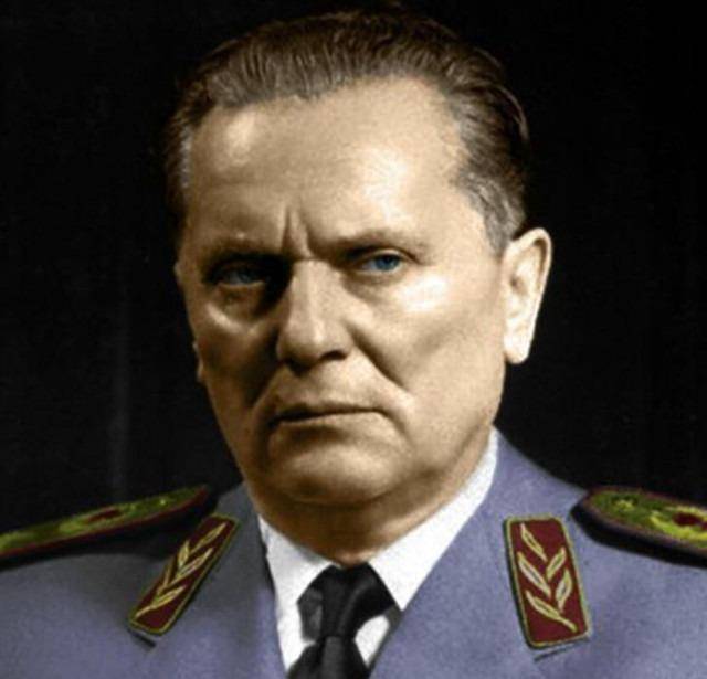 究竟是什么原因让有东南欧巨人之称的南斯拉夫轰然?