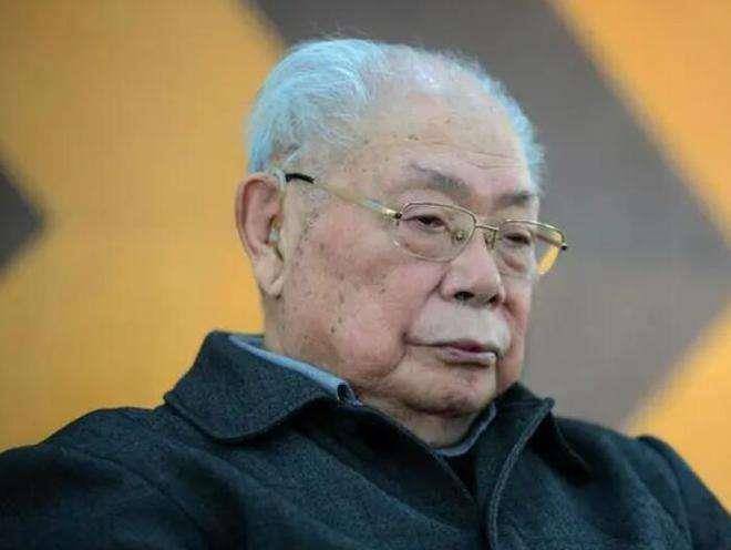 她是出卖江姐叛徒之妻,享年98岁颇受国人尊重,她做了什么?