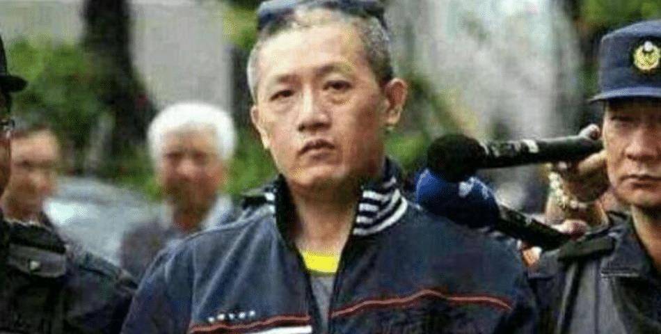 充满个性的杀手,背负14命,抢劫赌场救孤儿,听到判决平静鞠躬_台湾