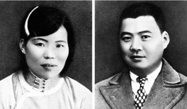 在他们刚被捕的时候,宋振中和妈妈被关在重庆的一座监狱里面,监狱的