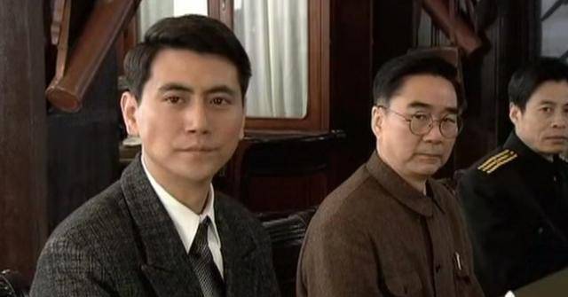 功德林里沈醉最恨的战犯,因他身份特殊,沈醉不敢打也打不过_周振强