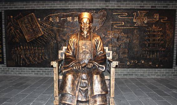 初次相逢,身为幕僚的左宗棠,为何却没看上二品京官