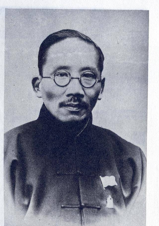 敌人撕开她的上衣,看见了她左胸上有颗红五星_盖庆成_绍兴_抗日战争