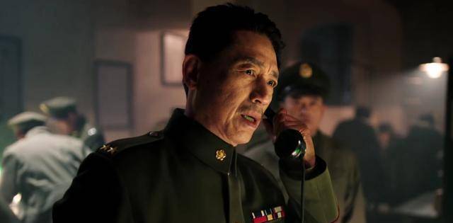 《大决战》郑洞国为什么要将郭汝瑰的私信交给曾泽生_因为_将军_电视