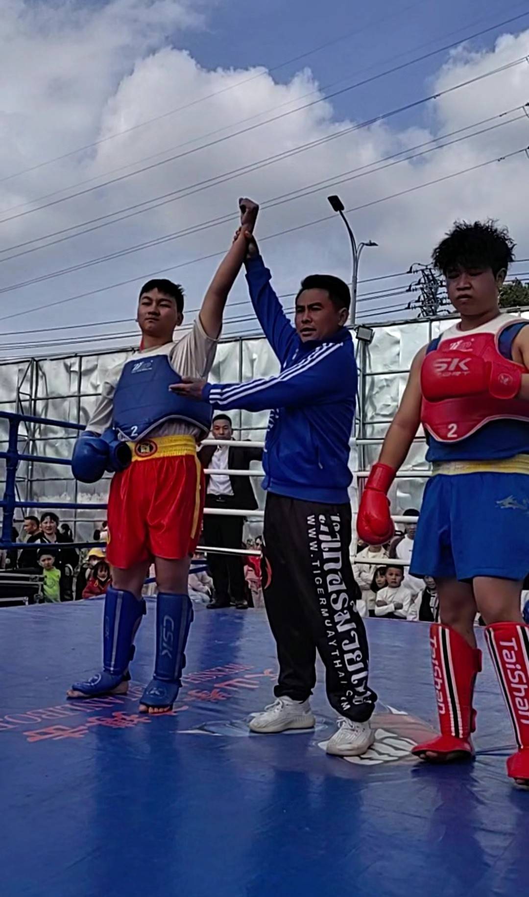 梁大城:一名优秀的武术散打教练_亚军_中华_先生