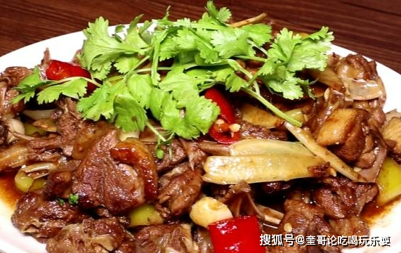 百合鸭是一道色香味俱佳的菜肴,做法简单,营养美味_口感_口味_美食