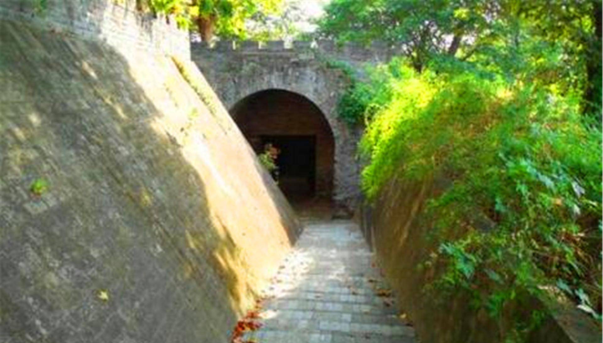 福清公主墓我们在看待一些问题时应当从多方面角度考虑,首先对于这些